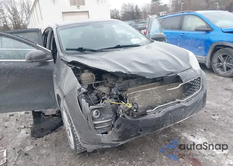 2018 Kia Sportage Lx z USA, uszkodzony, nr VIN KNDPMCAC1J7392718